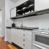 Отель QV Lovely Sunny 1-bedroom in CBD 1025, фото 9