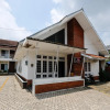 Отель RedDoorz near Moro Mall Purwokerto, фото 14