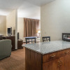 Отель Comfort Suites Omaha East-Council Bluffs, фото 37
