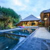 Отель Unique 3BR Luxury Wooden Villa Canggu, фото 12