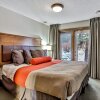 Отель Fenwick Vacation Rentals Spacious Mountain 2 Bedroom with Hot tub, фото 8