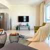 Отель Beautiful w Balcony & Panoramic Sea View, фото 1