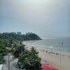 Отель Pé na areia do Guarujá - Praia do Tombo (5-E), фото 22