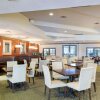 Отель Clarion Inn & Suites Conference Center, фото 16