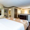 Отель Quality Inn & Suites Quakertown - Allentown в Квакертауне