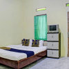 Отель SPOT ON 93089 Homestay Kamar Hijau Syariah, фото 12
