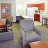 Отель Staybridge Suites Cranbury, an IHG Hotel, фото 4