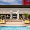 Отель Las Vegas Hilton at Resorts World в Лас-Вегасе