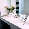 Отель Designer Luxury 3 Bedroom Townhouse, фото 18