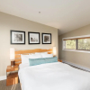 Отель Cox Bay Beach Resort, фото 6