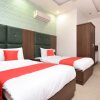 Отель OYO Flagship 29078 Hussainpura Hukam Singh Road, фото 18