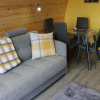 Отель Glampods - 5 Berth Glamping Pod Elgin, фото 9