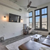 Отель Chic SLC Downtown Studio Loft: Walk to Shops, фото 4