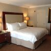Отель Town & Country Inn and Suites, фото 3