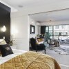 Отель Glamorous Apartment in Viaduct Harbour в Окленде