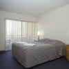 Отель Burswood Lodge Apartments в Перте