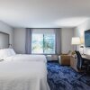 Отель Fairfield Inn and Suites by Marriott Kelowna, фото 4