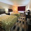 Отель Econo Lodge Rothschild, фото 34