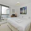 Отель Superb Apartment With Terrace Near the River in Putney by Underthedoormat, фото 4
