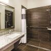 Отель La Quinta Inn & Suites by Wyndham St. Paul-Woodbury, фото 8