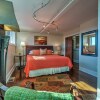 Отель Heart of Asheville - 4 Br Home, фото 6