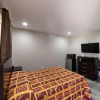 Отель Budget Inn & Suites, фото 14