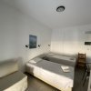 Отель Deep Blue Rooms & Apartments в Иосе