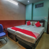 Отель OYO 4518 Hotel Parashuram, фото 4