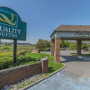 Отель Quality Suites Whitby, фото 17