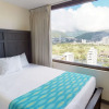 Отель Updated 22nd Floor Waikiki Condo - Free parking & WiFi - Ideal for large family! by Koko Resort Vaca, фото 7