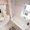 Отель Wonderful Flat in Chiswick, фото 11