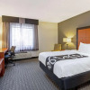 Отель LA QUINTA INN & SUITES HARRISBURG AIRPORT/HERSHEY, фото 4