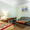 Отель Rodeway Inn & Suites, фото 7