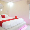 Отель RedDoorz Premium @ Nguyen Oanh Street, фото 4