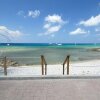 Отель Coral Sands Resort, Grand Cayman, Cayman Islands в Ист-Энде