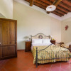 Отель Villa Fratta, sleeps 14 villa with private pool, AC and Wi-Fi close to Cortona-Villa Fratta, фото 18