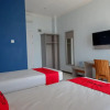 Отель RedDoorz Plus Syariah @ Hotel Boulevard Luwuk, фото 7