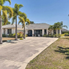 Отель Modern House < 5 Miles to Port Charlotte Beach!, фото 1