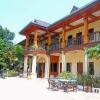 Отель Thoulasith Guesthouse Отель Thoulasith Guesthouse в Луангнамтха