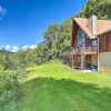 Отель Blue Ridge Mountain Escape w/ Stunning Views!, фото 1