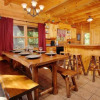 Отель It's Good N Da Woods Lodge - Sleeps 20 - With Hot Tub, фото 2