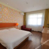 Отель Home Inn (Harbin West Bus Station Hongbo Square), фото 1