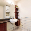 Отель Gorgeous Lake & Mountain View Apartment, фото 12