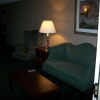 Отель Seasons Inn and Suites, фото 3