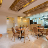 Отель Stay Here Suites, фото 14