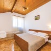 Отель Awesome Home in Sabunike-privlaka With Wifi and 4 Bedrooms, фото 2