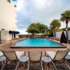 Отель La Quinta Inn & Suites by Wyndham Cocoa Beach Oceanfront, фото 31