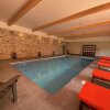 Отель Hôtel & Spa Le Petit Castel Beuzeville-Honfleur, фото 16