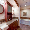 Отель Pinnacle Condo 2 Bedroom Mountain View Home with Hot Tub, фото 10