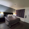 Отель Economy Inn- Buttonwillow I-5, фото 3